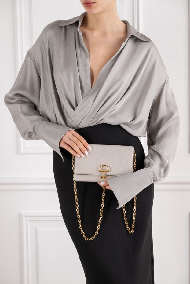 Gucci half horsebit wallet on a white chain 194327 - photo 2