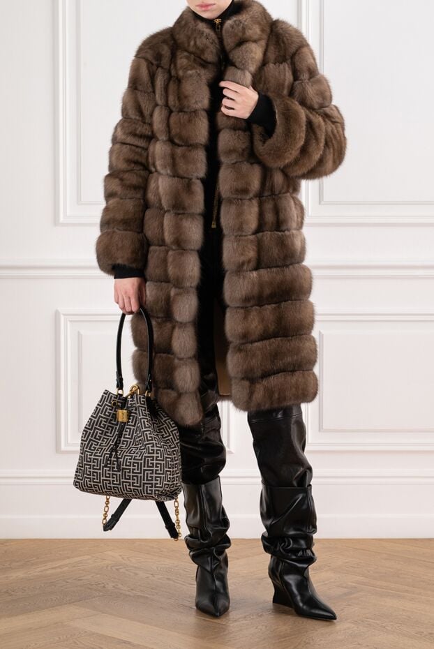 FG Furs solid barguzin sable midi coat with horizontal layout 195362 - photo 2