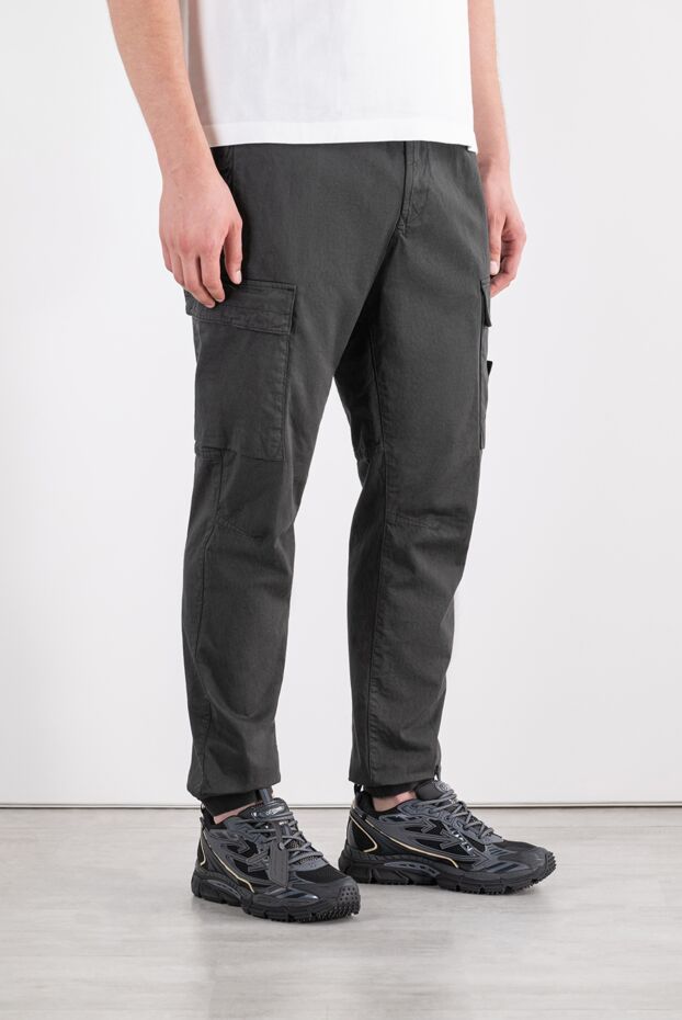 Stone Island tapered cargo pants in deep black with side pockets 196850 - photo 3