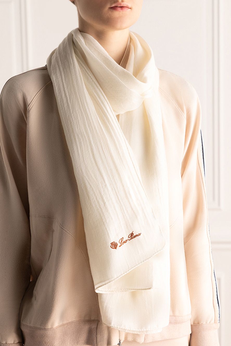 Loro Piana жіночі шарф білий жіночий купити фото з цінами 175759