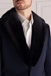 Loro Piana Пальто из шерсти и норки синее мужское - Меховой воротник. 100% шерсть, 100% норка. Пуговицы. Два боковых кармана, два внутренних кармана. 100% шёлк. Страна производитель: Италия. Уход: специализированная чистка - фото 5