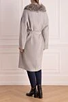 Women's gray coat Peserico - fur on the collar. 80% wool, 20% polyamide, real fur. belt. two side pockets. Country of manufacture: Italy. Care: specialized cleaning - photo 4