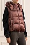 Brunello Cucinelli Жилет бордовий жіночий - капюшон. 57% бавовна, 42% віскоза, 1% еластан. блискавка. дві бічні кишені на кнопках, три внутрішні кишені. Країна виробник: Італія. Догляд: спеціалізоване чищення - фото 3