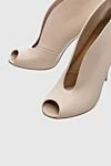 Gianvito Rossi Women's leather ankle boots with a long toe and V-shaped cutout, beige - figure cut, open toe. genuine leather. Heel height: 12 centimeters. Country of manufacture: Italy. Care: specialized cleaning - photo 5