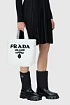 Сумка з хутра білий жіноча Prada - логотип. хутро. засувка. Країна виробник: Італія. Догляд: спеціалізоване чищення - фото 2