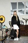 Valentino Худи из хлопка и эластана черное женское - Декор логотип . капюшон, застежка кулиска. 98% хлопок, 2% эластан. Страна производитель: Италия. Уход: специализированная чистка - фото 7