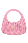 Miu Miu Women's leather bag pink - brand logo. Composition:100% nappa leather. Size: 20 X 6 X 17 cm. Handle: leather shoulder strap, length 110 cm.. Closure: zipper. Country of manufacture: Italy. Care: specialized cleaning - photo 1