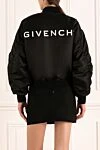 Куртка жіноча чорна з поліаміду Givenchy - логотип бренду. 100% поліамід. блискавка. дві бічні кишені, кишеня на рукаві. Країна виробник: Франция. Догляд: спеціалізоване чищення - фото 4