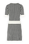 White women's costume with a goosefoot skirt D.Exterior - houndstooth pattern. 55% wool, 7% polyester, 38% viscose. Country of manufacture: Italy. Care: specialized cleaning - photo 6