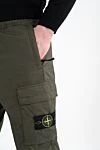 Stone Island Чоловічі штани зелені з еластичним поясом - логотип бренду. 97% бавовна, 3% еластан. дві бічні кишені, дві кишені на штанинах, одна задня кишеня. Країна виробник: Італія. Догляд: спеціалізоване чищення - фото 5