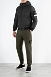 Серая куртка с капюшоном и логотипом мужская Stone Island - логотип бренда . капюшон. 100% полиамид. молния. два боковых кармана. Страна производитель: Италия. Уход: специализированная чистка - фото 2