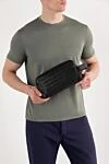 Men's woven leather Intrecciato cosmetic bag with handle, black Bottega Veneta - wicker structure. 100% calfskin . Dimensions: 26x 13x 10 cm. one internal zip pocket, one open pocket. Closure: zipper. Country of manufacture: Italy. Care: specialized cleaning - photo 2