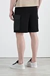 Шорти чорні чоловічі з великими накладними кишенями Prada - 70% бавовна, 30% еластан. блискавка гудзик. дві накладні кишені на штанинах, дві задні кишені. Країна виробник: Італія. Догляд: спеціалізоване чищення - фото 4