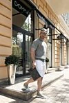 Мужские зеленые кроссовки из мятой кожи Santoni - двойная пряжка, надпись Santoni, отлитая на протекторе. 100% натуральная кожа. резиновая подошва.. Страна производитель: Италия. Уход: специализированная чистка - фото 6