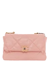 Chanel Рожева стьобана сумка з овчини Chanel 19 Flap на ланцюжку - фурнітура зі зістареного золота та рутенію. 100% натуральна шкіра. Довжина ременя: шкіряний плетений плечовий ремінь із ланцюжка зі шкіряним захистом. внутрішні кишені на блискавці та накладні кишені. клапан із магнітною застібкою. Країна виробник: Італія. Догляд: спеціалізоване чищення - фото 1