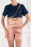Chanel Рожева стьобана сумка з овчини Chanel 19 Flap на ланцюжку - фурнітура зі зістареного золота та рутенію. 100% натуральна шкіра. Довжина ременя: шкіряний плетений плечовий ремінь із ланцюжка зі шкіряним захистом. внутрішні кишені на блискавці та накладні кишені. клапан із магнітною застібкою. Країна виробник: Італія. Догляд: спеціалізоване чищення - фото 5