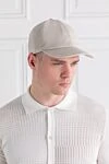 Бежевая бейсболка с вышитым логотипом мужская Svevo - вышитый логотип бренда. 100% хлопок. Страна производитель: Италия. Уход: специализированная чистка - фото 2