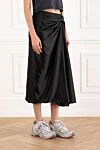 Balenciaga Женская юбка с драпировкой из черного купро-твила - драпировка. 100% купро-твил. застежка на молнию и крючок сзади. Страна производитель: Италия. Уход: специализированная чистка - фото 3