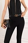 Кожаный черный ремень с пряжкой в виде золотого логотипа VLogo Valentino - Vlogo. 100% натуральная кожа. пряжка. Страна производитель: Италия. Уход: специализированная чистка - фото 2