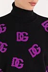 Dolce & Gabbana Чорний трикотажний гольф з фіолетовим логотипом DG - логотип DG. 100% шерсть. Країна виробник: Італія. Догляд: спеціалізоване чищення - фото 5