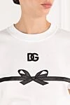 Dolce & Gabbana Футболка біла бавовняна з чорним бантом та логотипом DG - логотип бренду. 100% бавовна. Країна виробник: Італія. Догляд: спеціалізоване чищення - фото 5