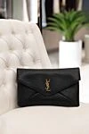 Cassandre Large Black Lambskin Envelope Clutch Saint Laurent - Decoration: brand logo. Material: 100% genuine leather. Size: 29.5 x 18 x 4.5 cm. one flat pocket. magnetic clasp. Country of manufacture: Italy. Care: specialized cleaning - photo 6