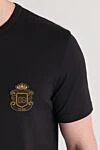 Dolce & Gabbana Чорна чоловіча футболка з бавовни з вишивкою у вигляді герба - вишивка у вигляді герба. 100% бавовна. Країна виробник: Італія. Догляд: спеціалізоване чищення - фото 5