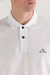 Stone Island Біле поло стандартного крою з короткими рукавами та вишитим логотипом - логотип бренду. 100% бавовна . гудзики. Країна виробник: Італія. Догляд: спеціалізоване чищення - фото 5