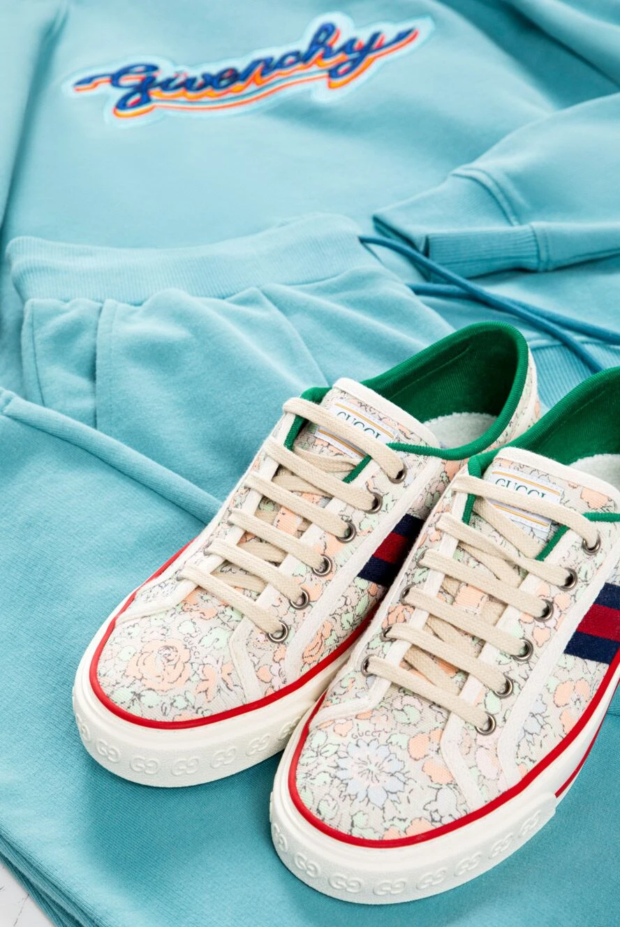 Gucci кеды женские с цветочным принтом и логотипом белые 158004