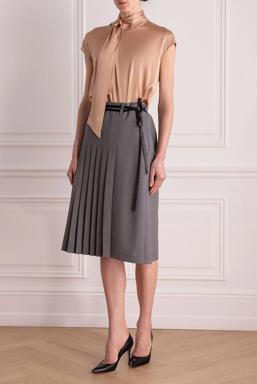 DROMe pleated skirt in smooth grey fabric with asymmetrical trim