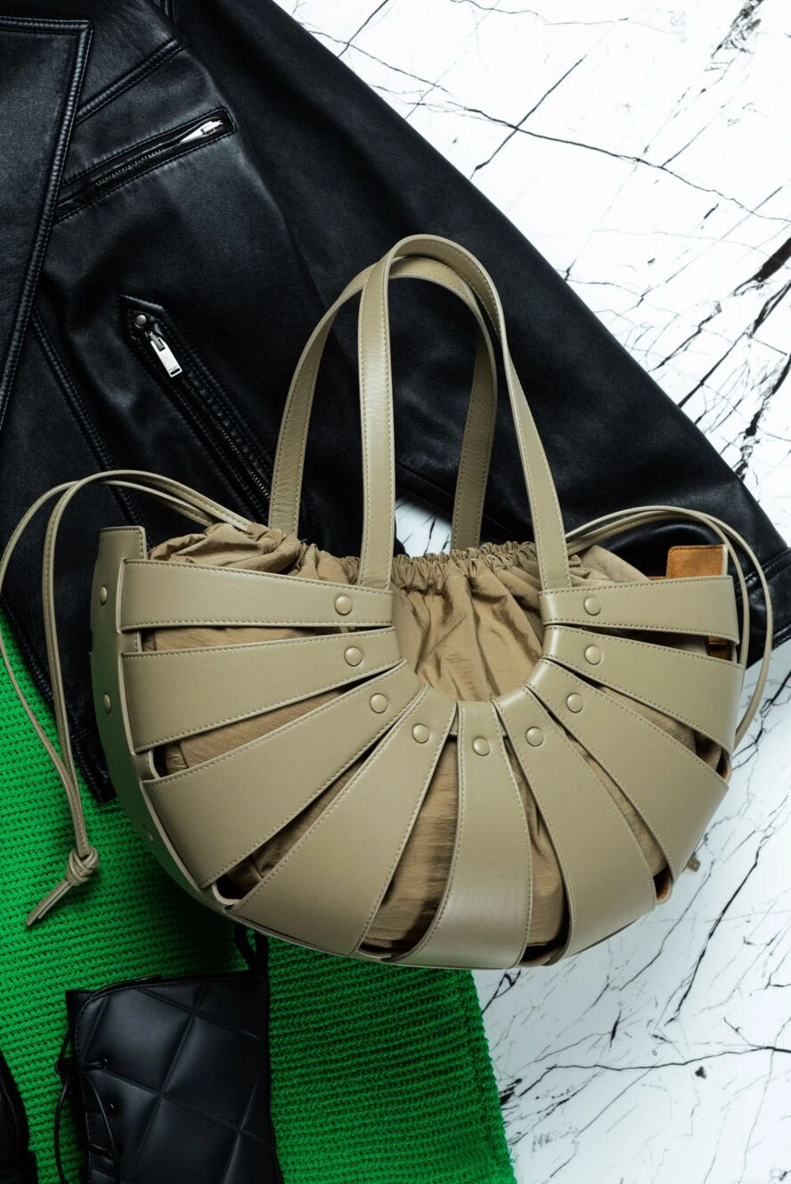 Bottega Veneta women's bag green in the form of a basket 162134