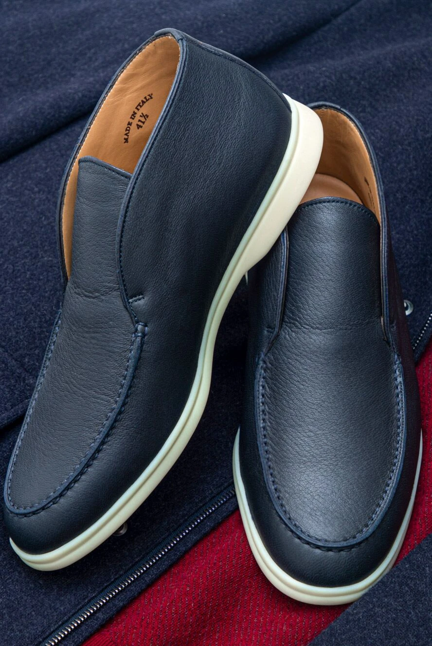 Loro Piana мужские кожаные лоферы тёмно-синие на белой подошве