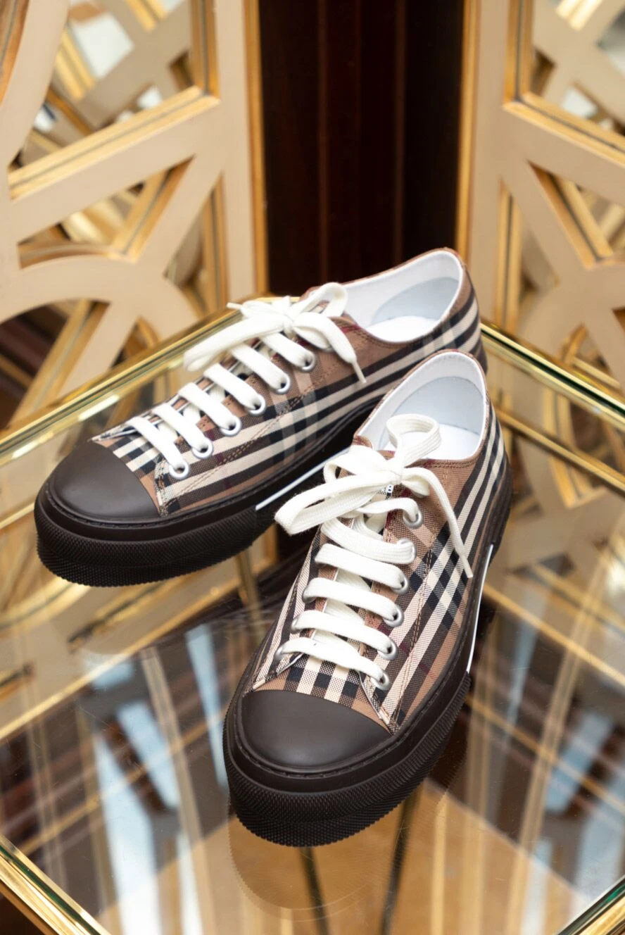 Burberry кеды мужские коричневые с белыми шнурками 173363