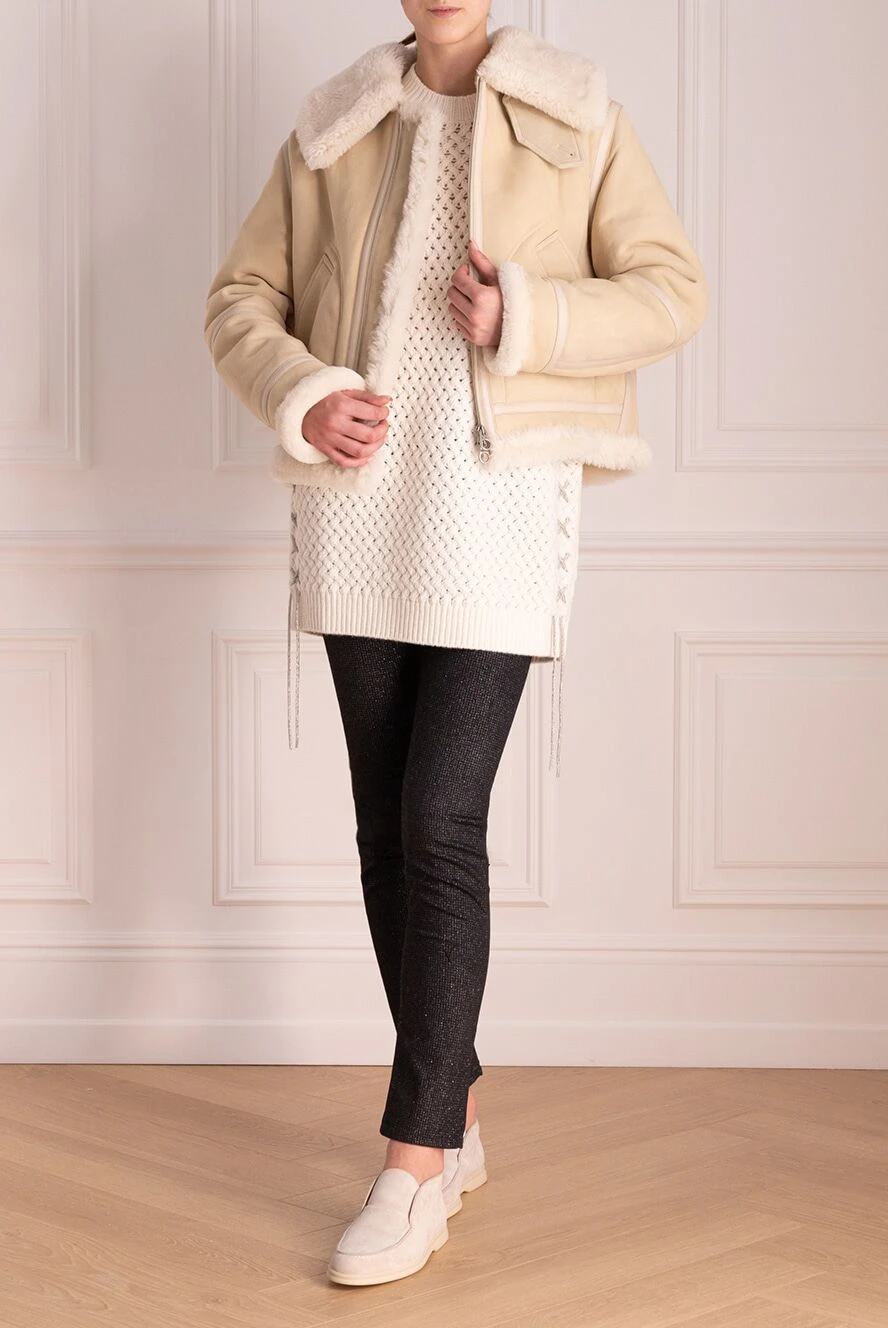 Loro Piana women's short beige sheepskin coat with fur collar
