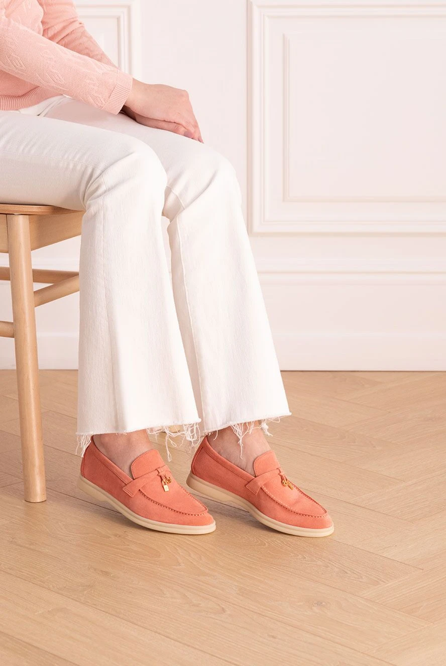 Loro Piana лоферы из замши оранжевые женские 175766 — Женские