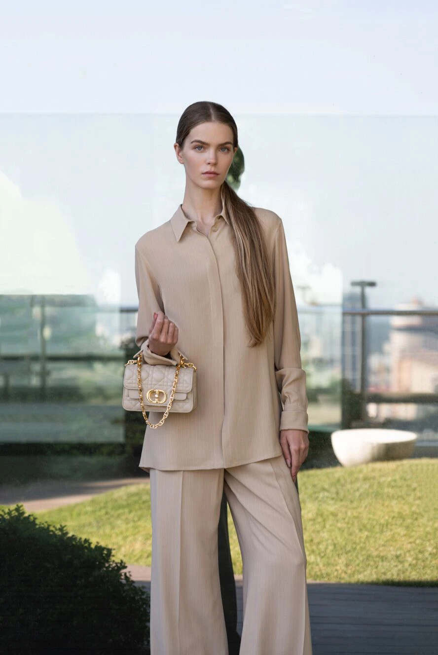 Loro Piana beige silk and viscose suit with trousers for women