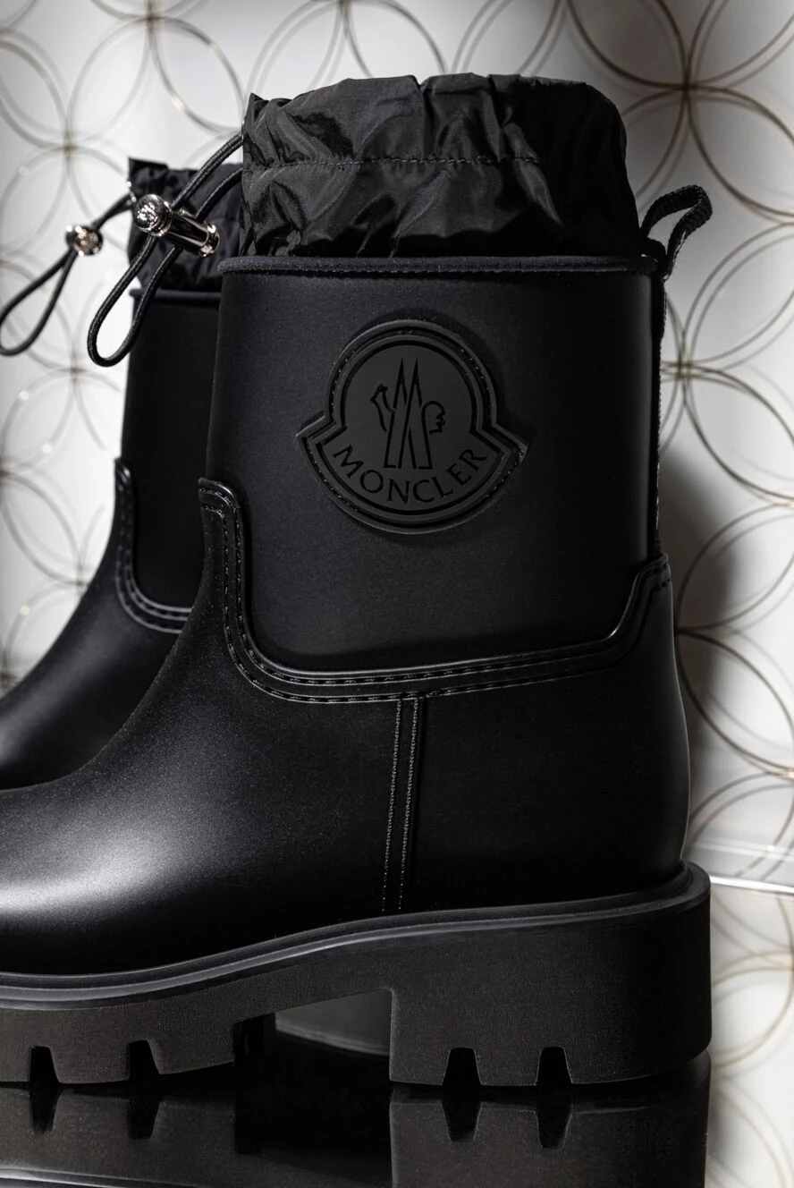 Moncler ботинки женские резиновые черные на рельефной подошве