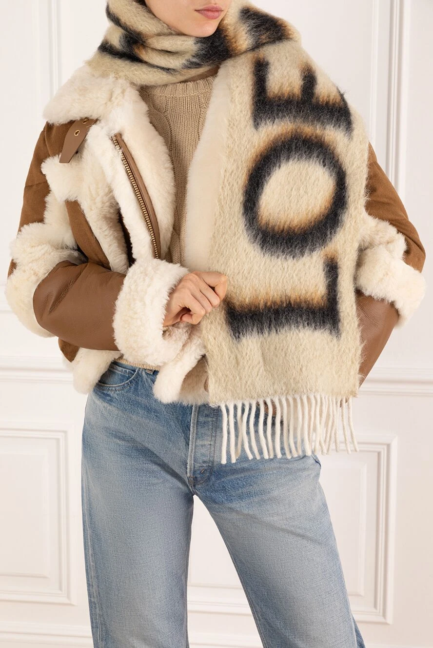 Loewe women's beige scarf with logo and fringe. 184967