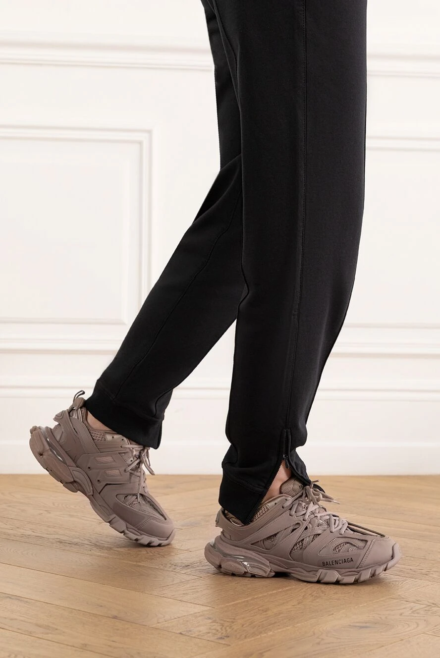 Balenciaga кросівки жіночі track sneaker бежевого кольору з