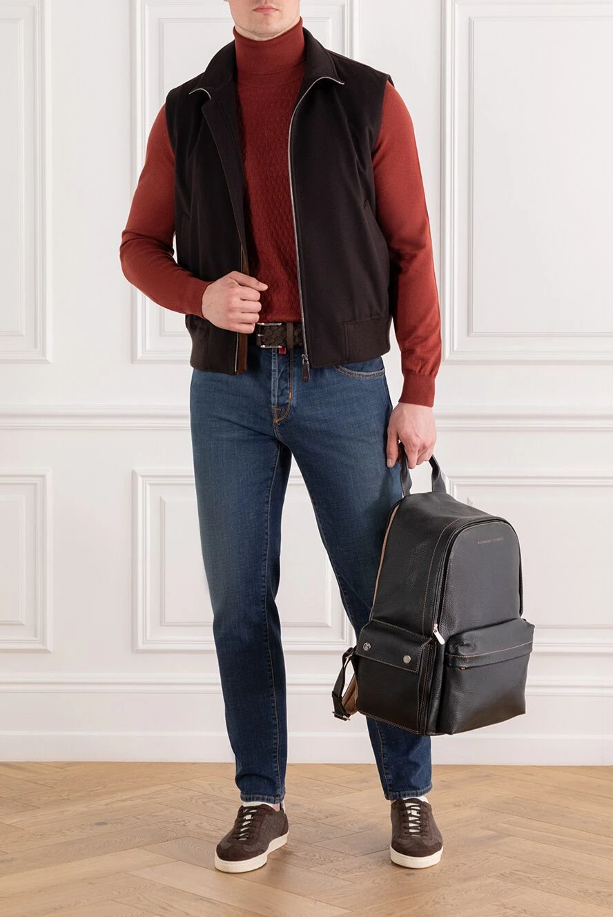 Corneliani Гольф - Страна производитель: Италия. Уход: специализированная чистка - фото 1