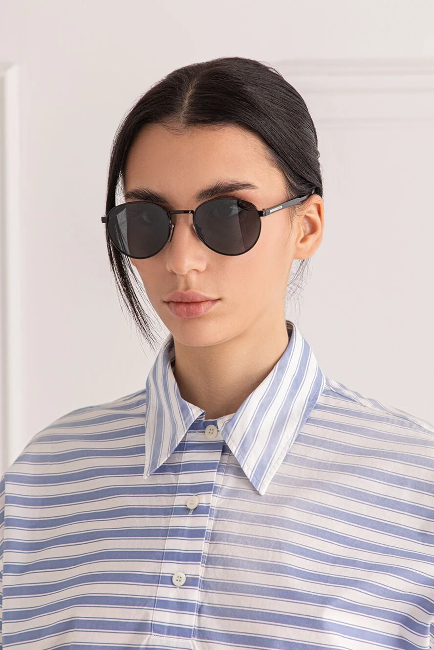 Prada Sunglasses - Country of manufacture: Italy. Care: specialized cleaning - photo 1