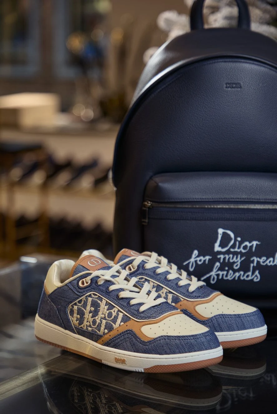 Dior низкие кроссовки b27 uptown из белой гладкой телячьей кожи и