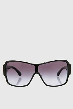 Black plastic glasses for women