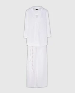 White linen knitted suit for women