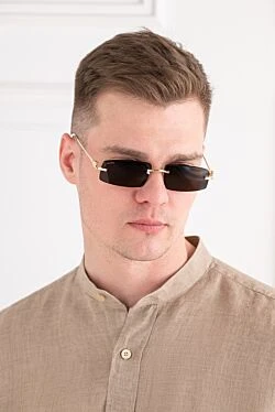 Очки солнцезащитные