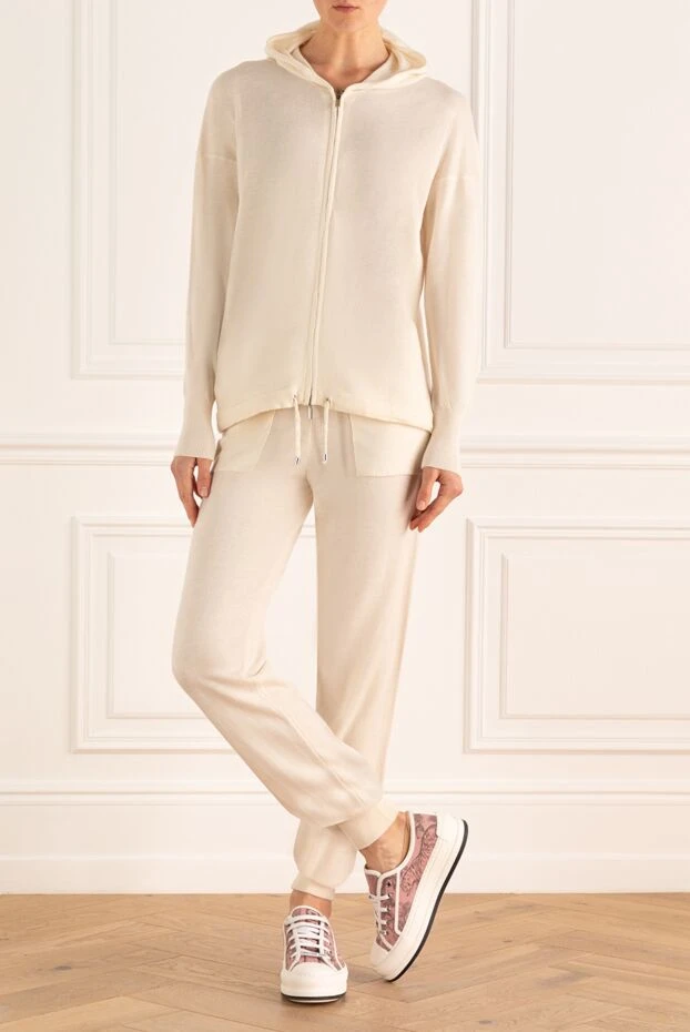 Casheart woman women's white walking suit made of wool buy with prices and photos 138186 - photo 2