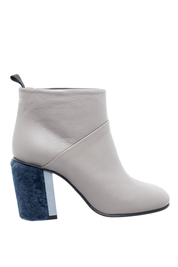 Women's beige leather boots with fur on the heel