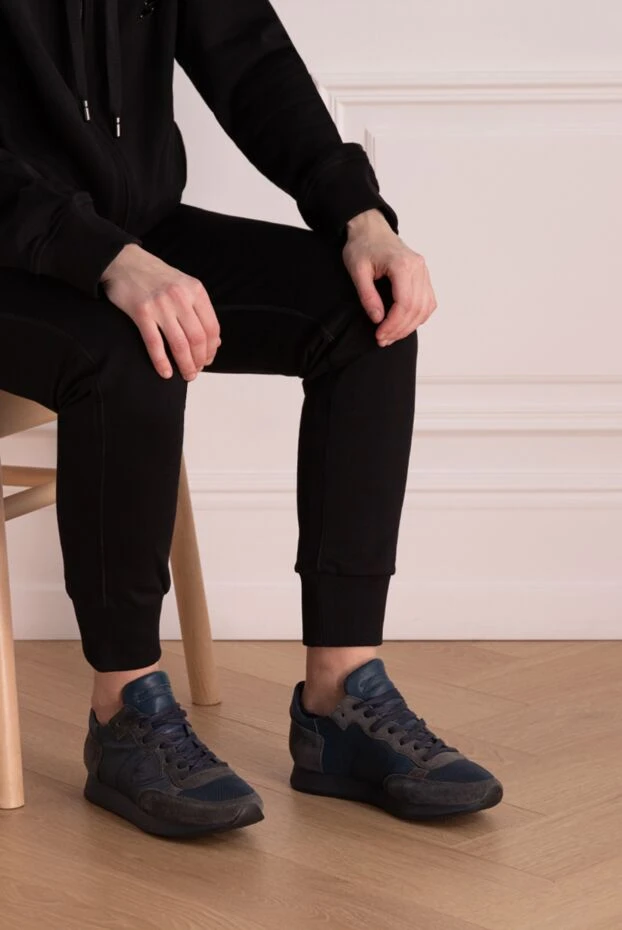Philippe Model чоловічі кросівки зі шкіри та замші сині чоловічі купити фото з цінами 142033 - фото 2