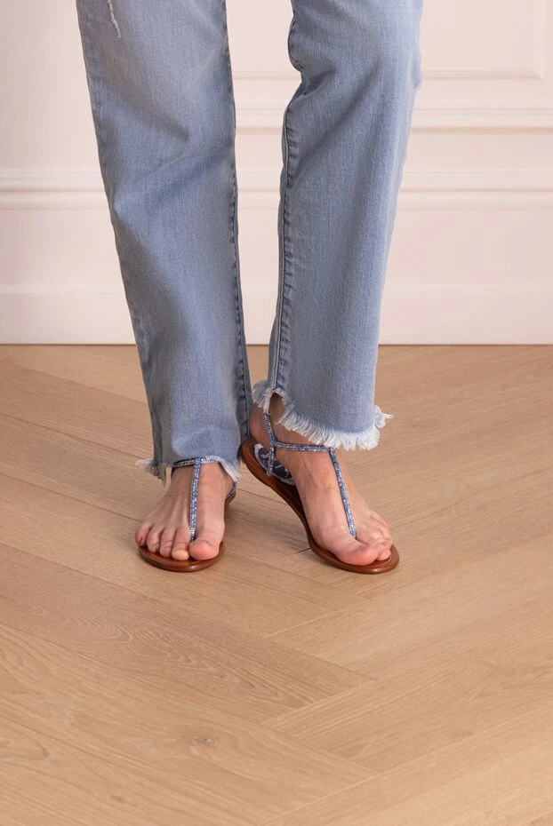 Rene Caovilla жіночі сандалі зі шкіри блакитні жіночі купити фото з цінами 143508 - фото 2