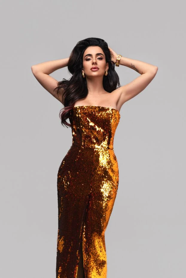 Alexandre Vauthier floor-length dress with bronze sequins and open shoulders 144902 - photo 2